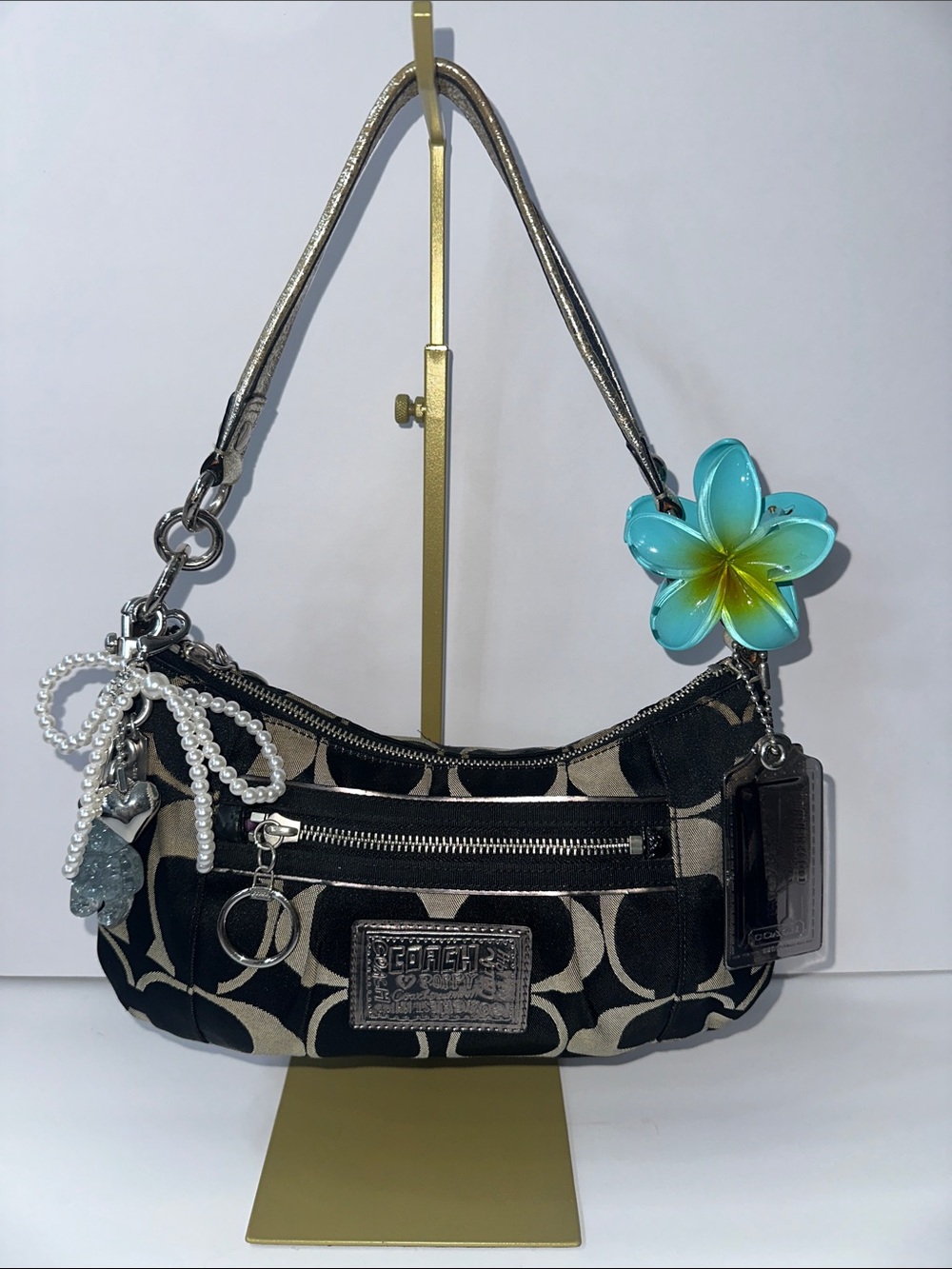 Coach Poppy Signature